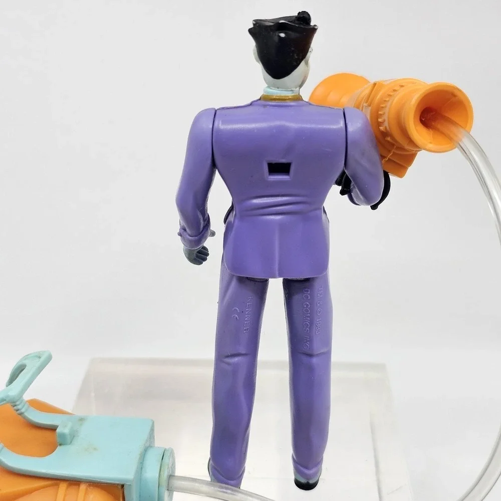 Kenner, Batman‎ The Animated Series, Joker With Laughing Gas Spray Gun